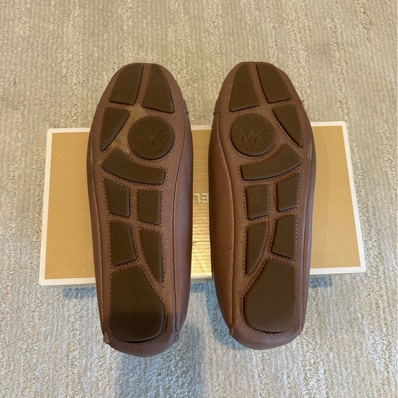 Michael Kors Leather Flats dusty rose color, size 7.5 in VGUC - Picture 8 of 8